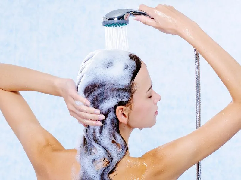 trattamenti anticaduta capelli in primavera